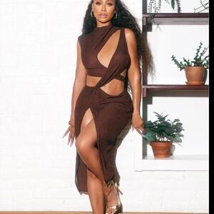 PrettyLittleThing Chocolate Asymmetrical Cut-Out Dress